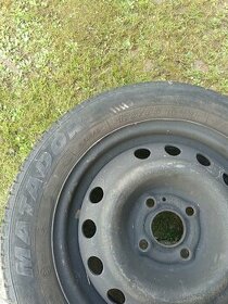 Plnohodnotná pneumatika na disku 175 65 R14