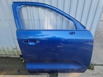 Volvo Xc40 práve predné dvere