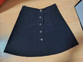 Dámska sukňa m