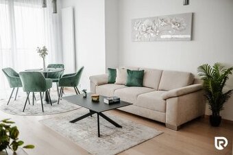 RentHub | E2Tower | 20.poschodie | 2i byt | panoramatický vý