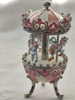 Replika- růžové Fabergé vejce - hrací kolotoč