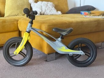 Odrážadlo Lionelo BartTour