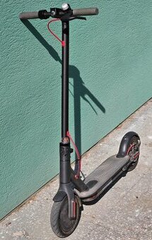 Elektrická kolobežka Xiaomi Mi Scooter 2