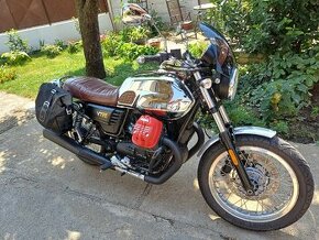 Predám Moto Guzzi v7 iii r. v. 2017