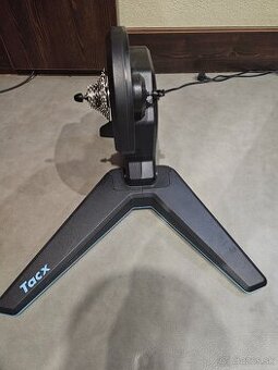 Cyklotrenažér TACX Flux 2