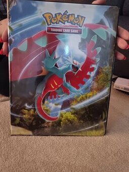 Predam 2x pokemon album +karty