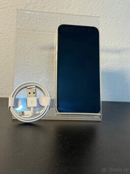 Predám Apple iPhone 13 Mini 256GB Silver Minimálne známky