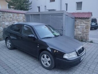 Na predaj Octavia 1