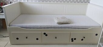 Posteľ IKEA Hemnes