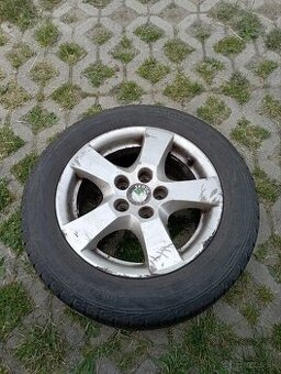 Predám hliníkové disky s letnými pneumatikami na škodu fabia