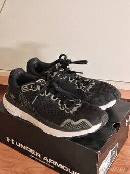Bežecké tenisky under armour 38.5