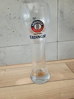 Pohár zo skla  na pivo 0,5l ERDINGER, certifikovaný.