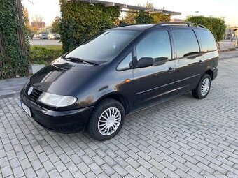 Volkswagen Sharan 1.9 tdi 81kw
