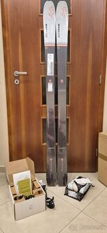 Skialpové lyže značky SKITRAB STELVIO 85 R