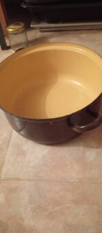 Predám sud na kapustu a iné pomôcky .