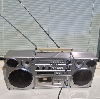 TESLA CONDOR K 304 .Prenosné Stereo Rádio 3D zvuk surround