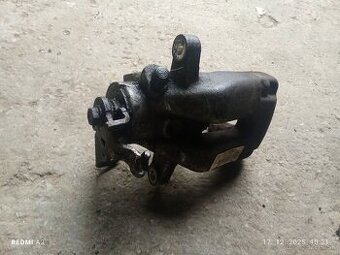 Predám na citroen C4 I zadny strmeň spolujazcovy za 20e