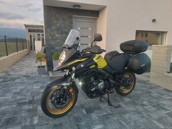 Suzuki V-strom 650 XT