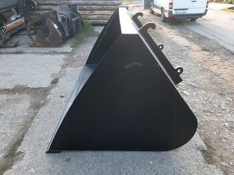 Veľkoobjemová lopata na teleskopický nakladač JCB