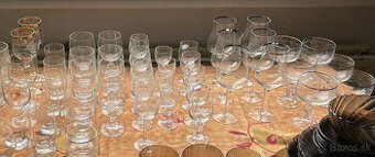 Predám poháre, vázu, misky, šálky, taniere...