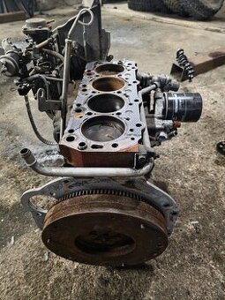 Blok motora Mitsubishi 2.5td 4d56