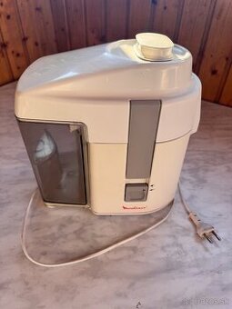 Odšťavovač na zeleninu a ovocie