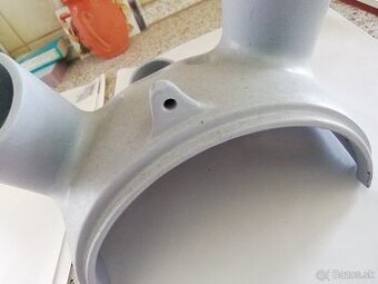 Predam prednu masku na Jawa čz.