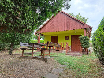 Vínny domček s vinicou a ovocným sadom v Bátorových Kosihách
