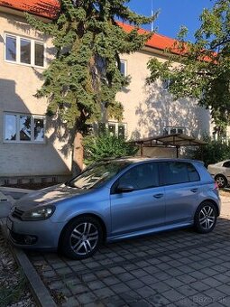 Volkswagen Golf 1.6 (2011)