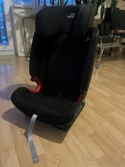 Autosedačka Britax Römer Advansafix IV M