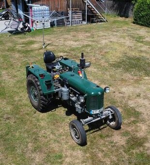 Traktor a valník - 1