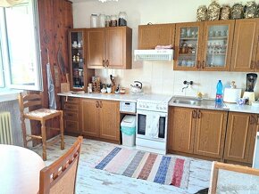 Znížená cena Ponúkame na predaj rodinný dom v Môťovej