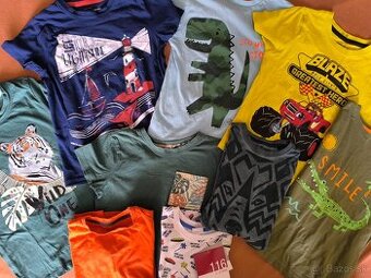 Balík oblečenia chlapec 116 tričká