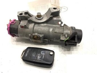 Predám spínaciu skrinku + 2xklúč s DO originál VW Polo