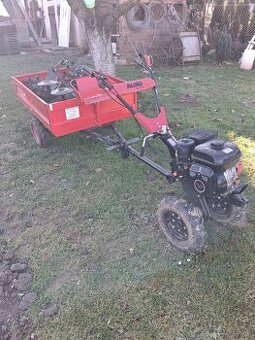 Predám málo malotraktor s vlečkou aj príslušenstvom