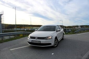 Volkswagen Jetta 1.2 TSI, kupované SR, Nové rozvody