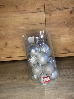 Darujem vianocne gule - 1