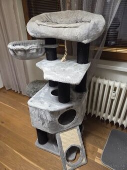 Škrabadlo pre mačky-pouzite