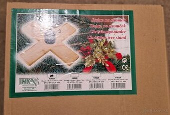 Drevený stojan na vianočný stromček