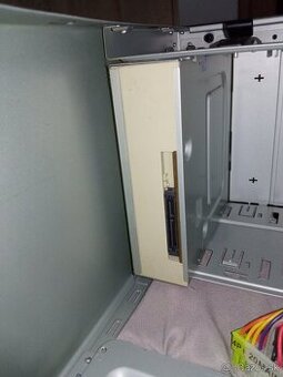 Asus CD RW DVD rom mechanika - 4 eura