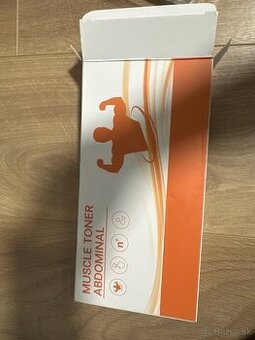 EMS stimulátor brušných svalov – Muscle Toner