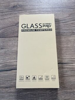 Uplne nove 3ks tvrdeneho skla na iphone