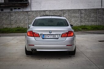 530d xDrive Comfortné sedadlá, Soft-close, Šíber, super stav