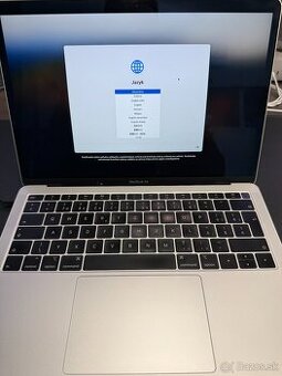 Apple MacBook Air 13" 2019