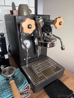 Lelit Mara X V2 Black - čierny