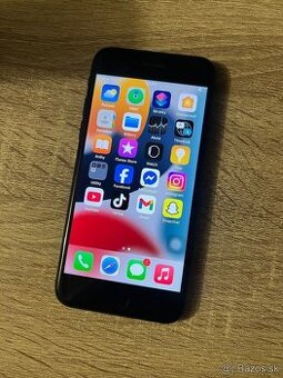 iPhone 7 / 32GB Black TOP stav nefunguje dolne tlacitko