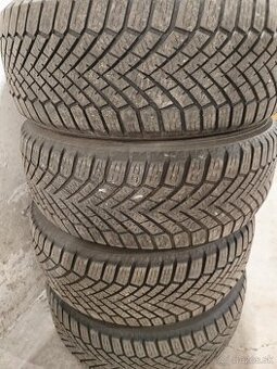 Predám zimné pneumatiky Yokohama 205/55/R16