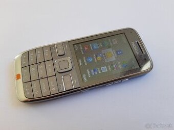 Nokia E52 Odblokovaná Plne funkčná /0949 626 317