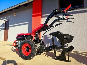 Dvojkolesový jednoosý traktor, malotraktor