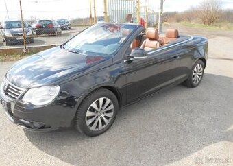 Volkswagen Eos 1,4 TSI 90 kW Serviska benzín